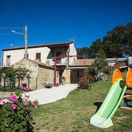 Le Pitture Casa Di Campagna Filiano Luaran gambar
